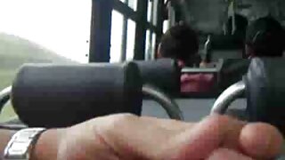 Солодко виглядає домашнє порно відео молоденьку Джоселін Келлі трахкають обличчям перед тим, як трахнути в кицьку